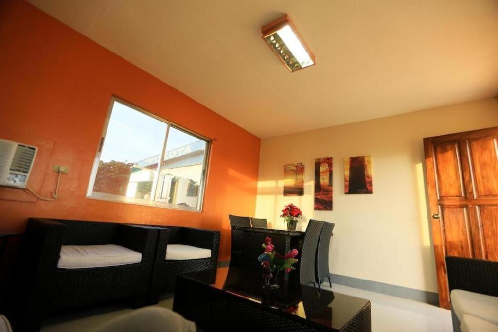 Aerostop Hotel & Restaurant Plaridel  Екстериор снимка