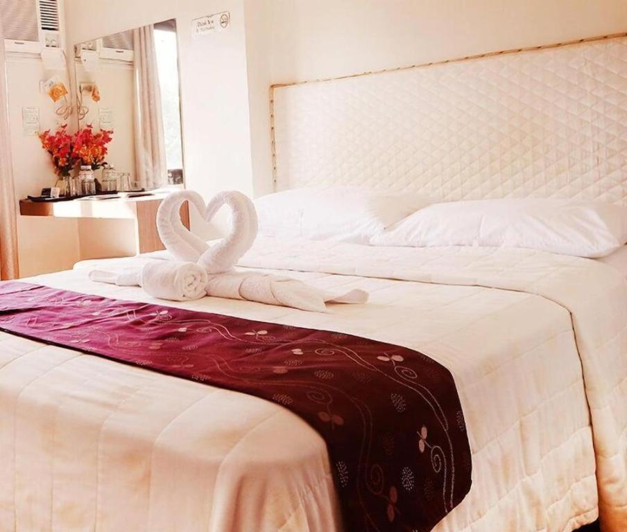 Aerostop Hotel & Restaurant Plaridel  Екстериор снимка