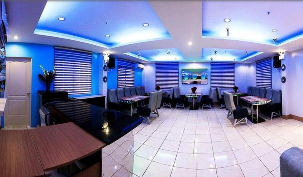 Aerostop Hotel & Restaurant Plaridel  Екстериор снимка